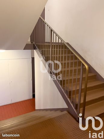 https://img.leboncoin.fr/api/v1/lbcpb1/images/e5/0a/65/e50a6596294f8b7f39b64a27189769570fe75eb4.jpg?rule=ad-image