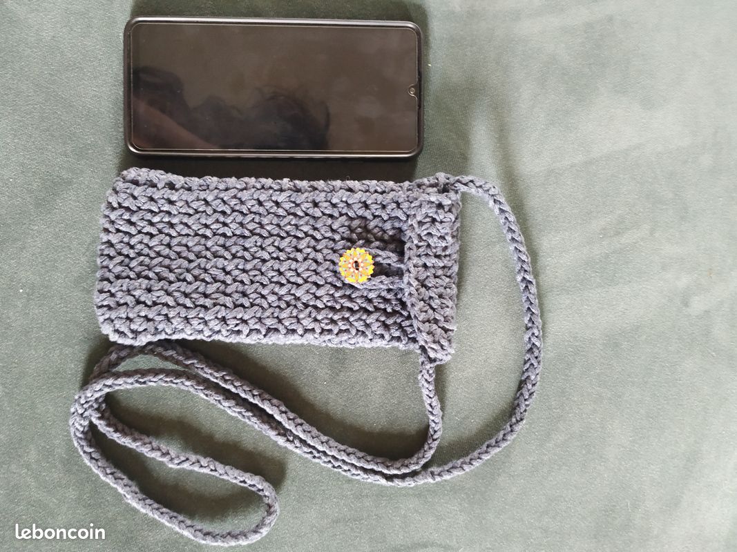 Etui téléphone portable fait main au crochet (image 1)