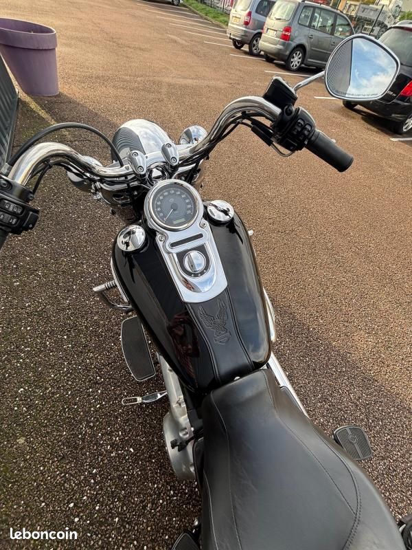 Harley Davidson DYNA SWITCHBACK 1690 Motos