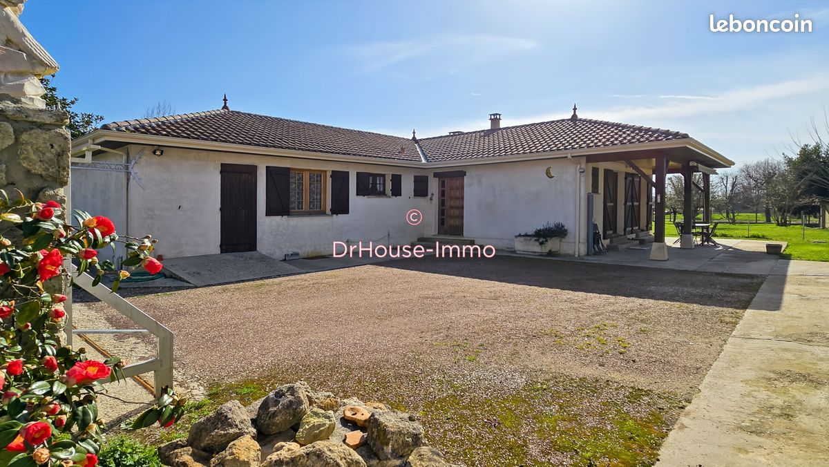 Maison 8 pièces 152 m² · à Listrac-Médoc · 152 m² · 348 800 €