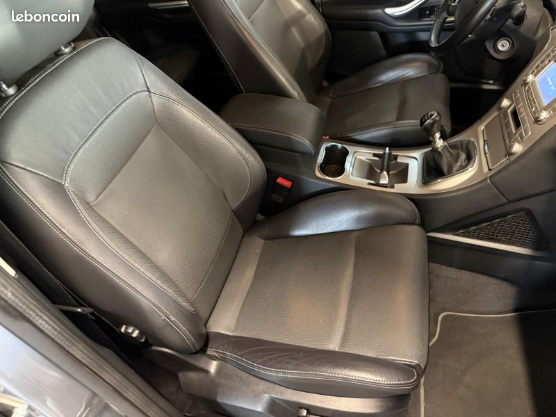 Ford S-MAX 1.8 TDCI 125CH TITANIUM (image 17)