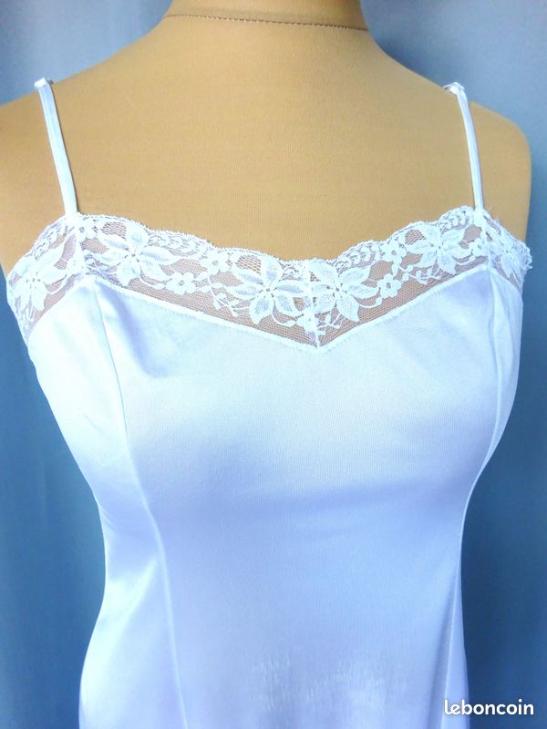 Combinaison Vintage Dentelle Bleu Foncé - Taille 40 - Polyamide Nylon - Bon état (aisselles 42)