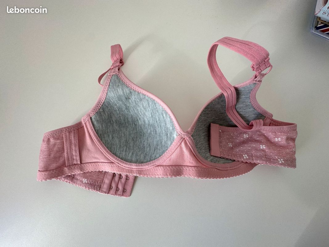 Un soutien-gorge 70/A Lingerie (image 6)