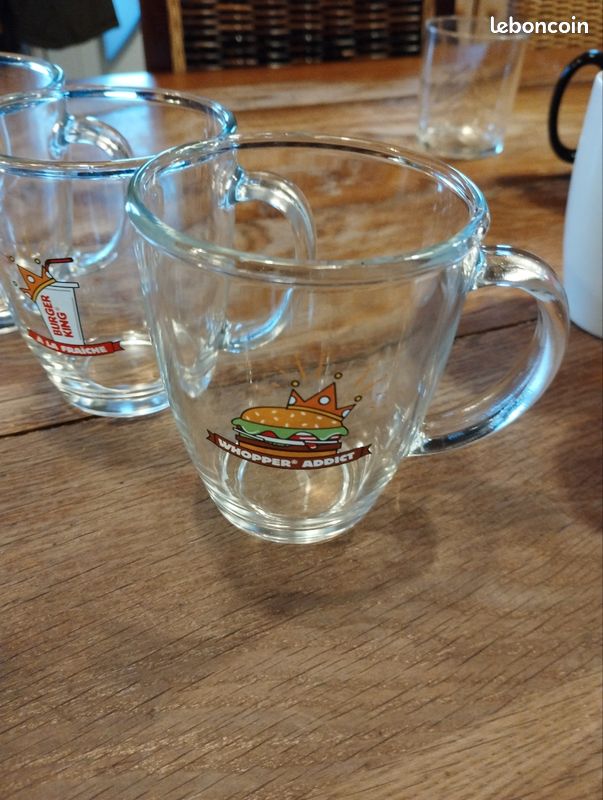 Divers mugs (image 9)