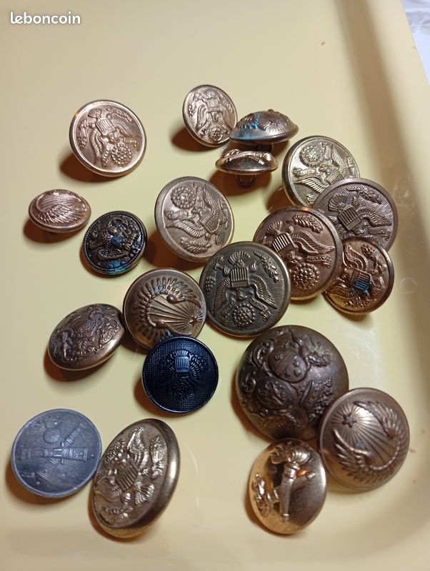 FRANCE. 30 boutons ancis de l'Empire à ... - EmpireCostume