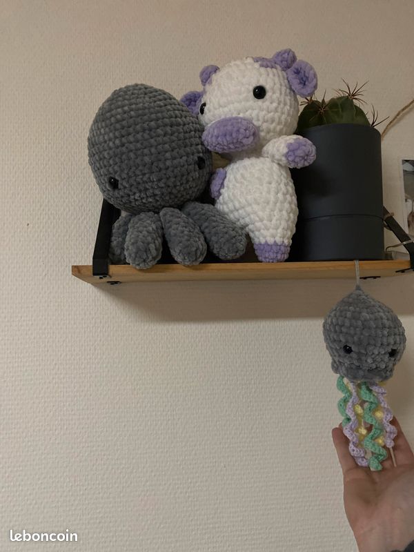 Peluche en crochet fait main (image 1)