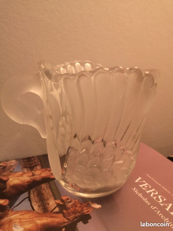 Vase verre sable signe (image 1)