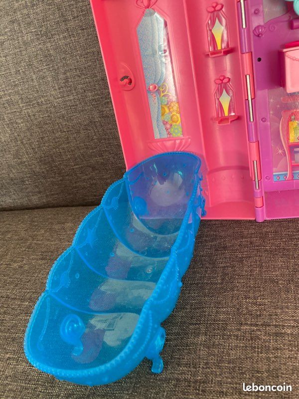 Château barbie pliable (image 9)