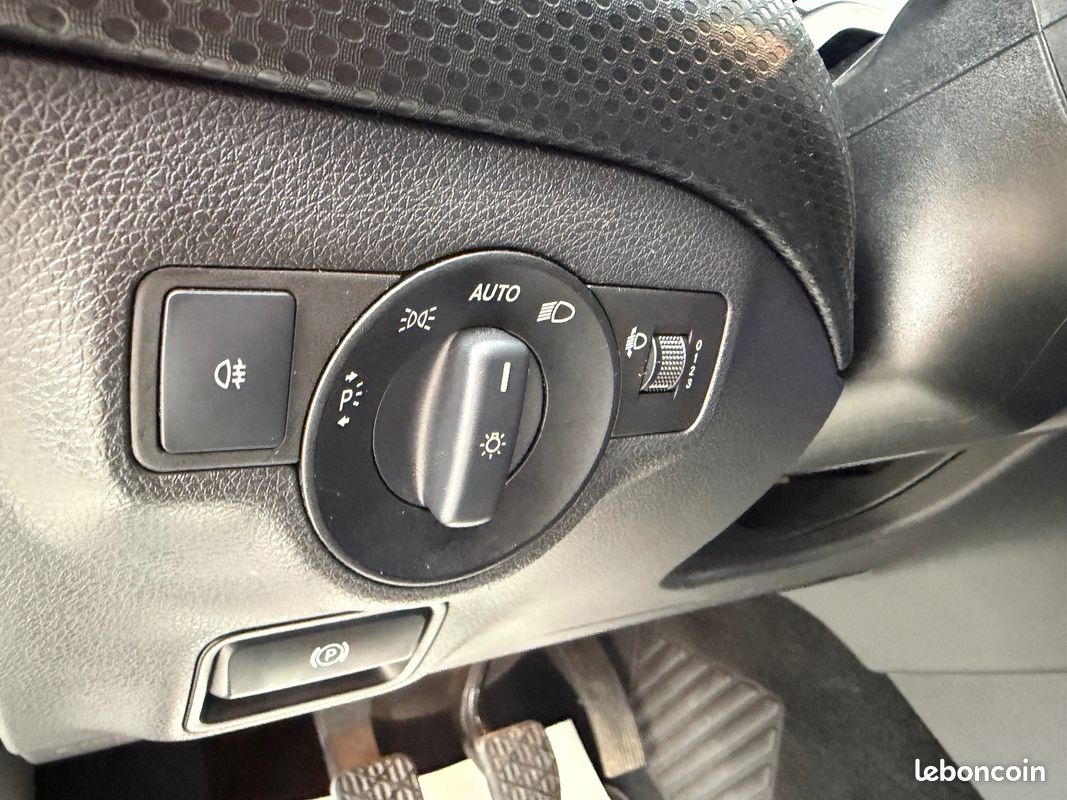 MERCEDES CLASSE A 200 CDI BlueEFFICIENCY Intuition (image 19)