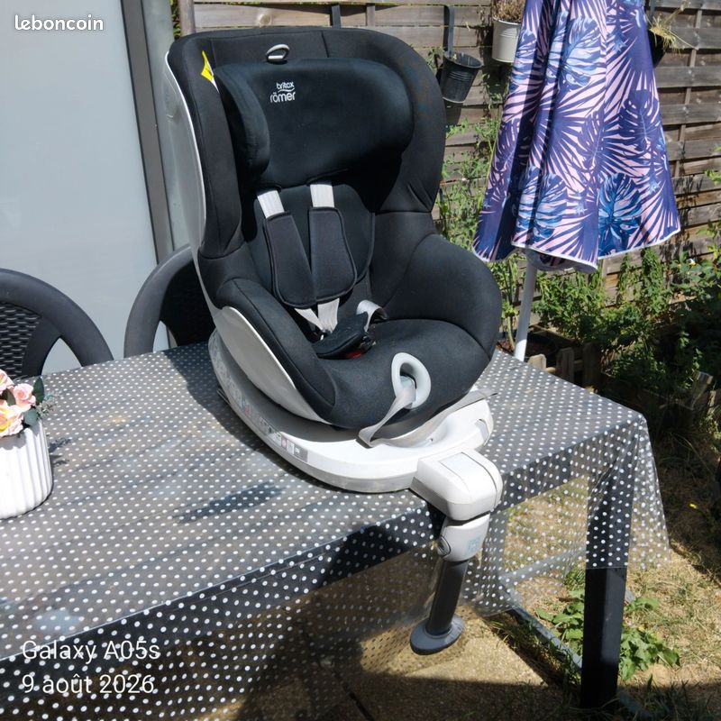 Siège auto Britax Römer 360° ISOFIX (image 1)