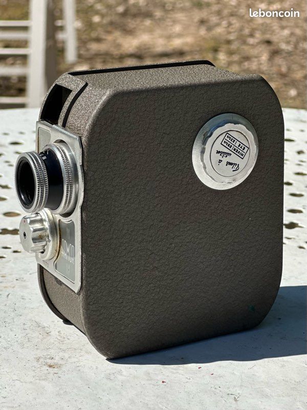 Caméra 8mm ARMOR III + Étui Cuir - État Collection / Fonctionne (image 2)