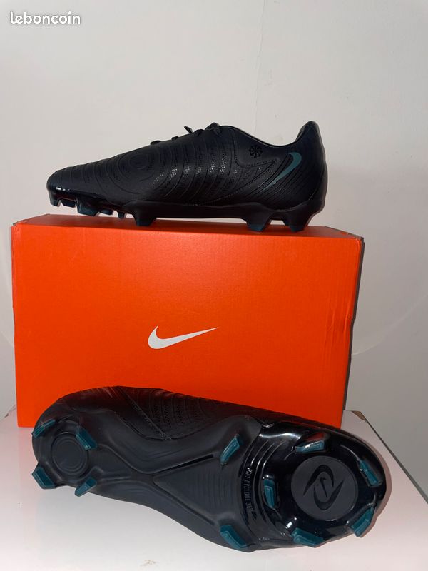 Crampons de foot phantom GX2 Academy FG/MG taille 42,5 (image 3)