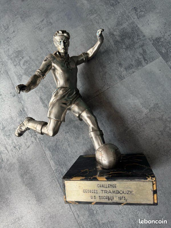 Lot de 2 Trophées / Coupes de Football Vintage – Socles Marbre - Sport & Plein air
