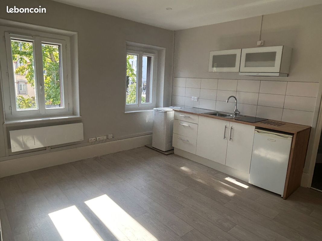Appartement 2 pièces 33 m² · à Moulins · 33 m² · 430 €/mois