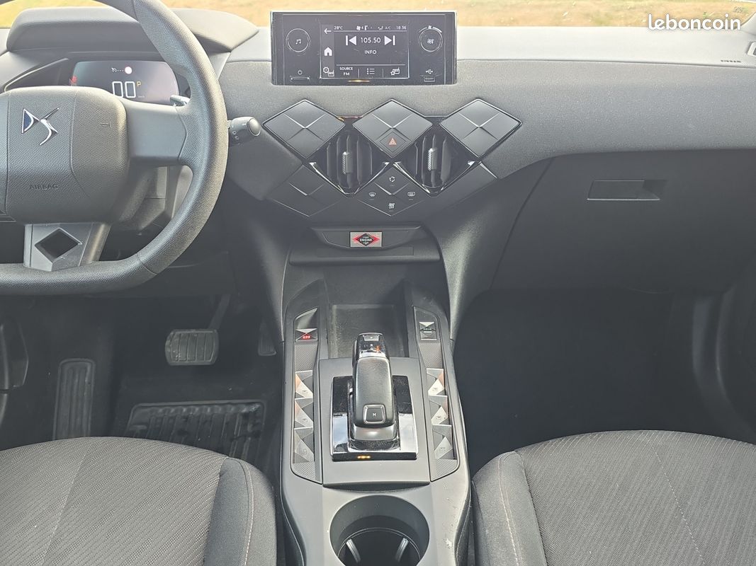 DS DS3 / DS3 CROSSBACK 1.2 130 CHIC 130Ch Garantie 12 mois (image 12)