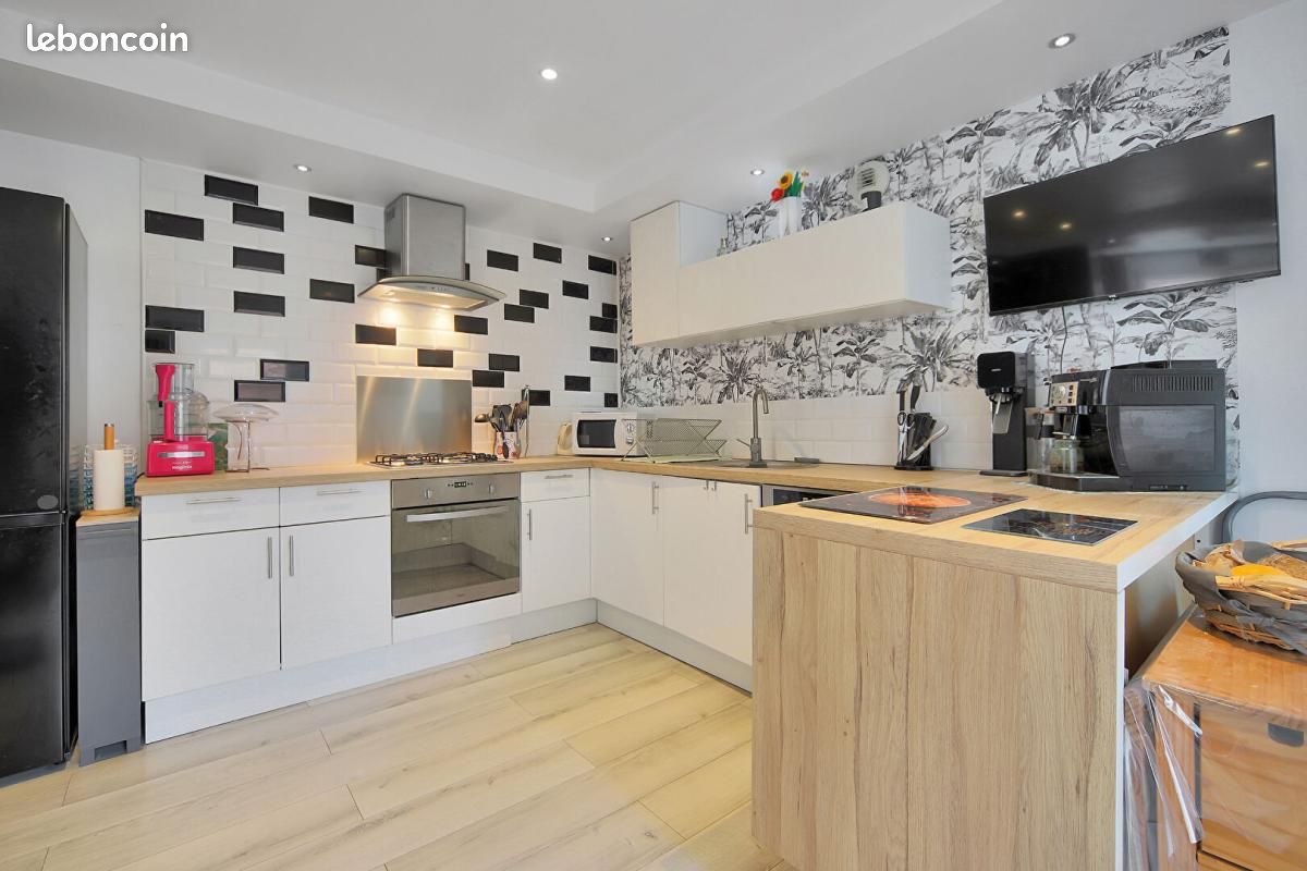 Maison 6 pièces 92 m² · à Carvin · 92 m² · 172 000 €