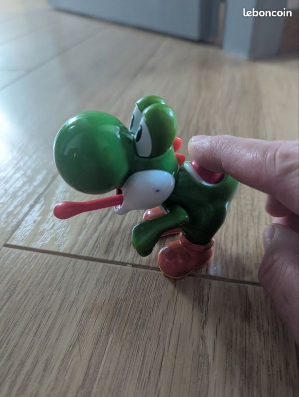 Figurine Yoshi (image 2)