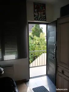 Location VACANCES bel appartement proche des transports (image 5)