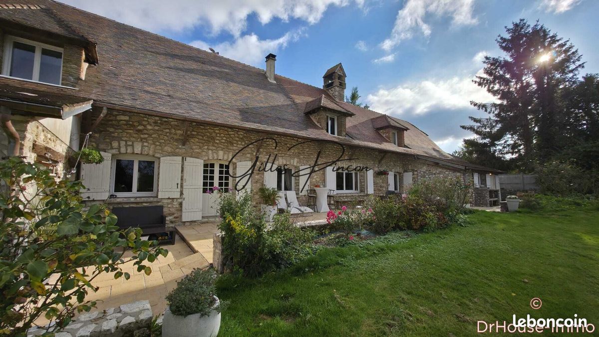 Maison 6 pièces 410 m² · à Saint-Illiers-la-Ville · 410 m² · 559 000 €