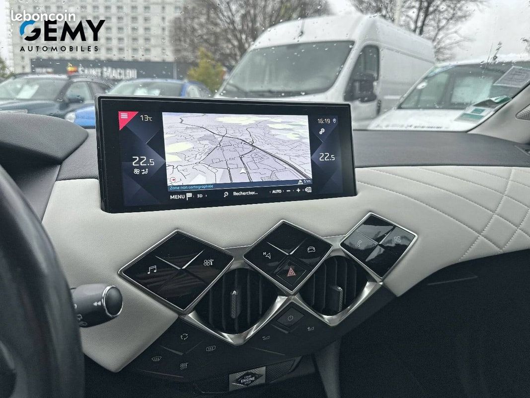 DS DS3 Crossback PureTech 130 EAT8 Connected Chic (image 19)