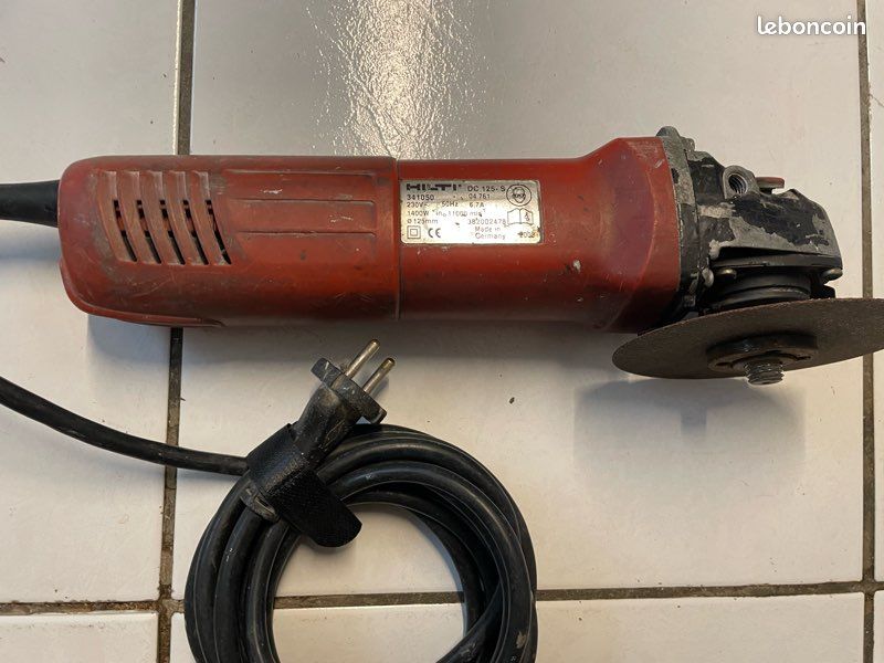 Meuleuse DC 230S hilti avec aspiration - Bricolage