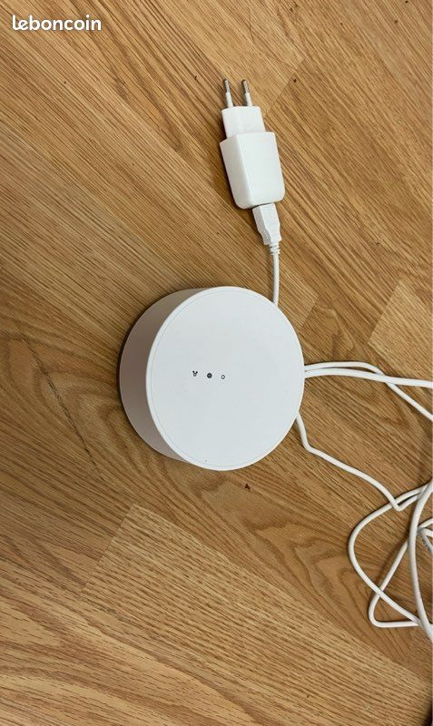 IKEA Tradfri hub gen 1 (image 1)