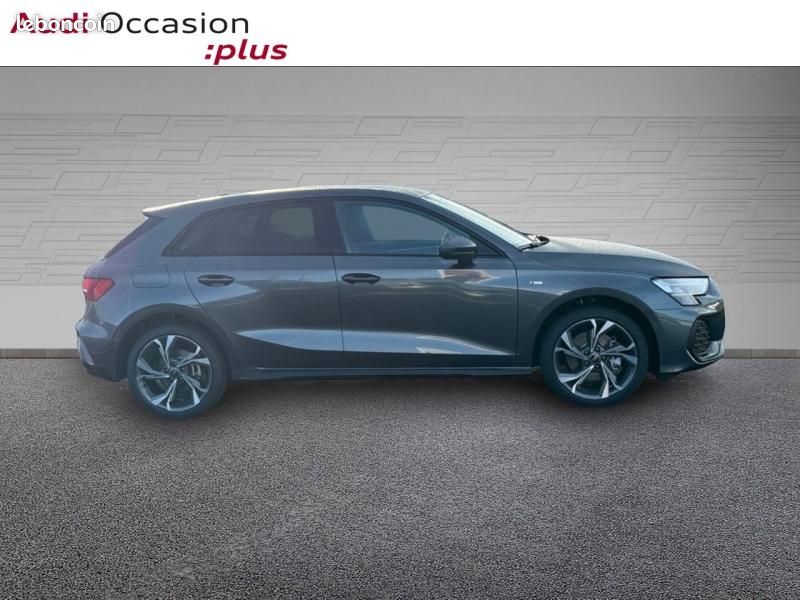 Audi A3 Sportback 40 TFSI e 204ch PHEV S line S tronic 6 (image 5)
