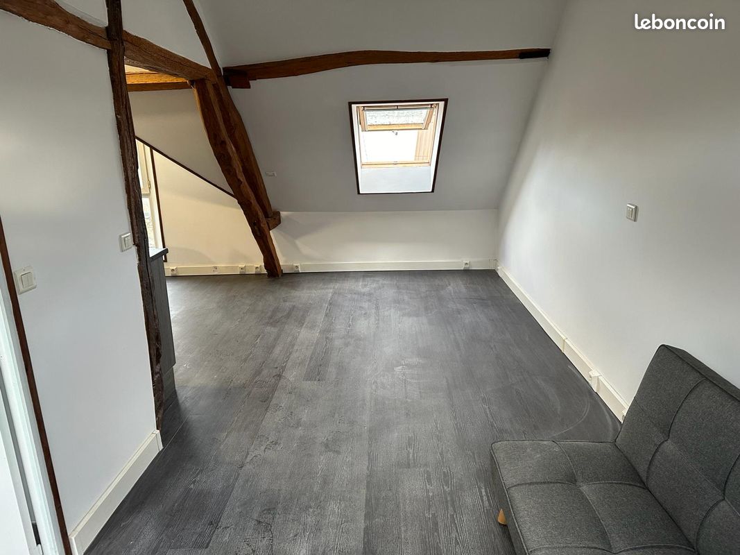 Appartement 1 pièce 20 m² · à Saint-Omer-en-Chaussée · 20,4 m² · 440 €/mois