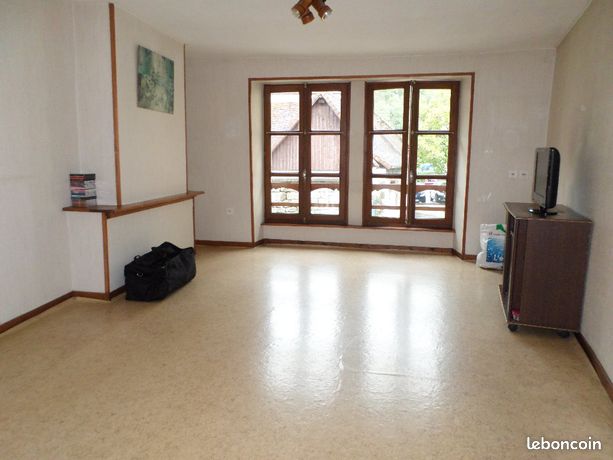 Loue maison F3 Salins-Les-Bains