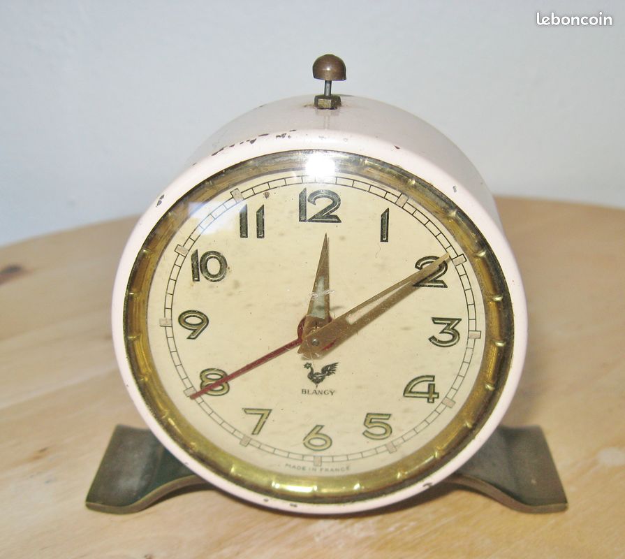 Pièce D'horlogerie Pour Réveil Blangy - Vis D'axe 35/10 - LAVAL - Neuve