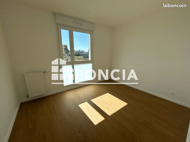 Appartement a louer  - 3 pièce(s) - 64 m2 - Surfyn