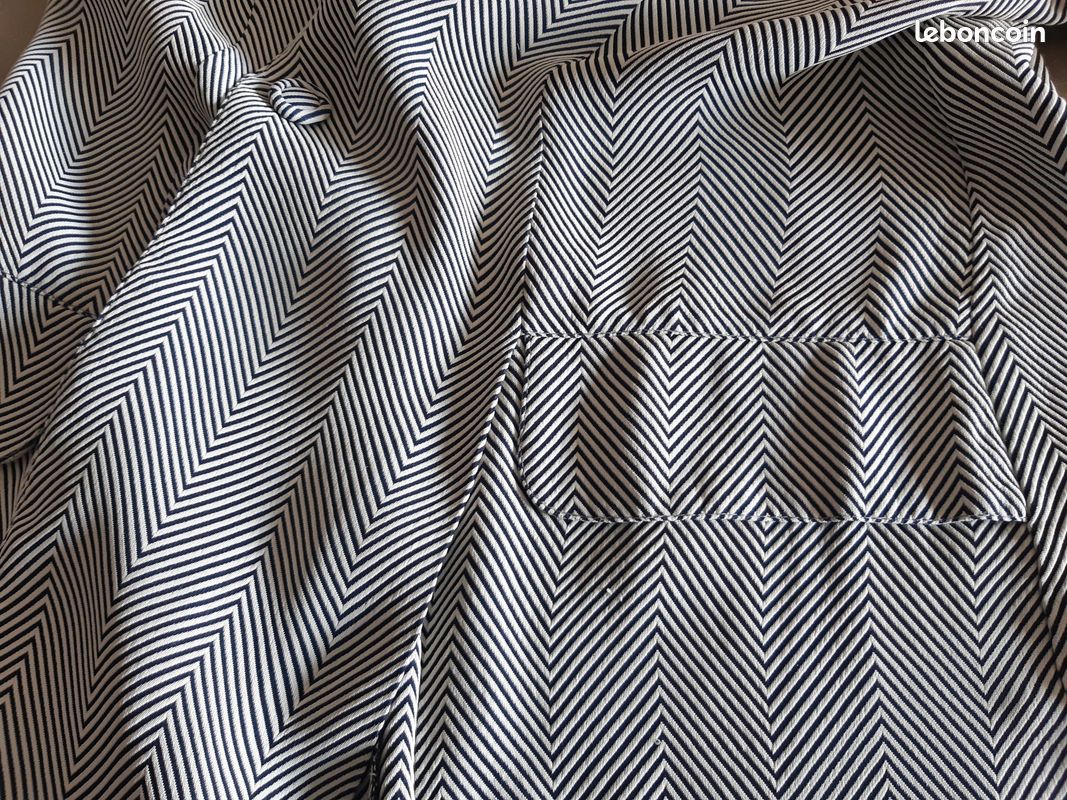 Veste à chevrons noir/blanc (image 5)