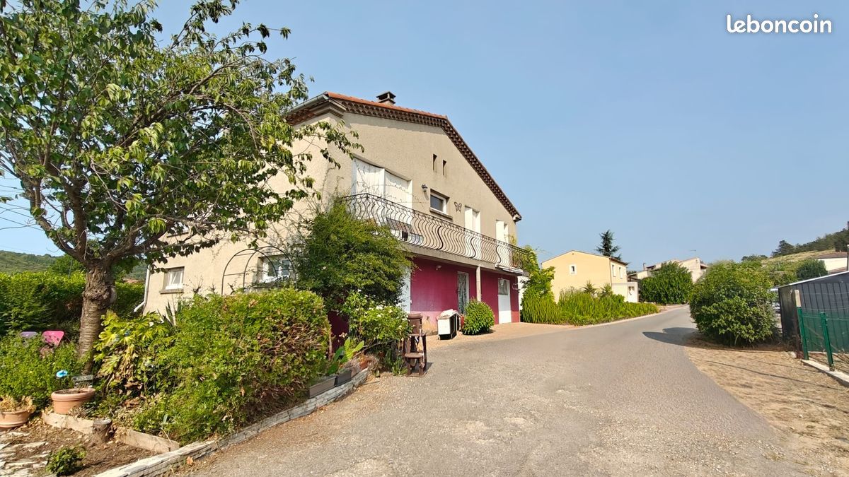Maison 4 pièces 124 m² · à Pieusse · 124 m² · 145 000 €