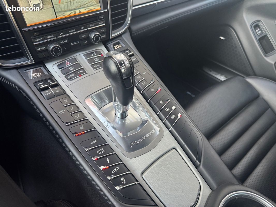 PORSCHE PANAMERA 4.8 V8 GTS 440Ch Suivi complet PDK PASM PSE Pack Chrono Sièges cuir 18 positions Caméra 360 Bose Garantie 12 mois (image 17)
