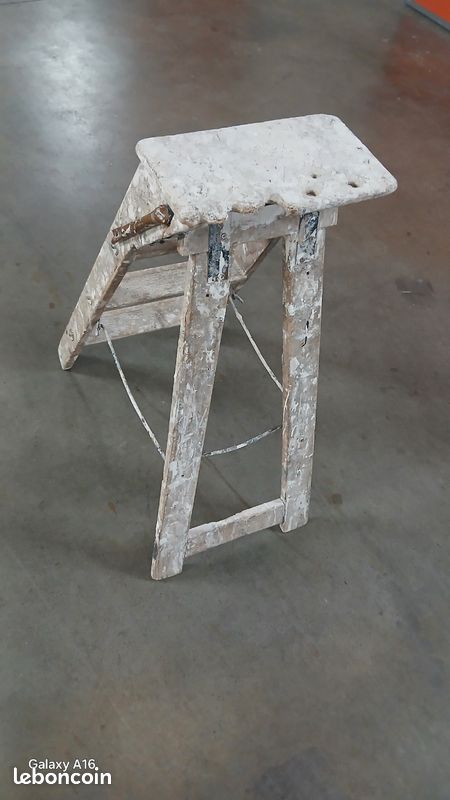 ESCABEAU EN bois (image 2)