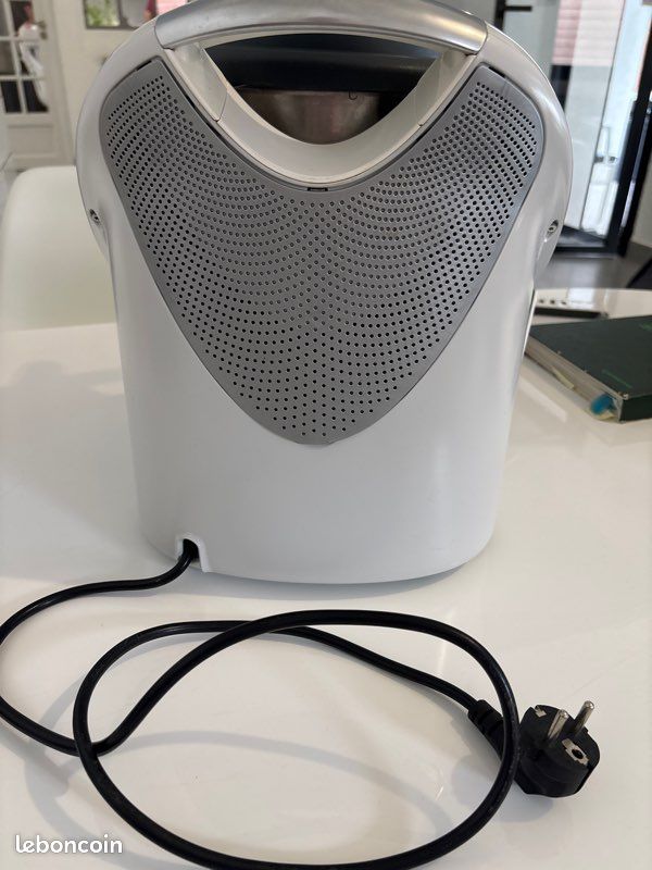 Thermomix TM5 avec clé cookido et découpe légumes (image 5)