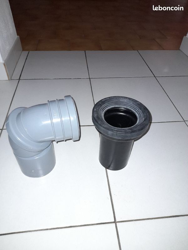 Évacuation Pvc pour wc suspendu geberit avec lèvre (image 1)