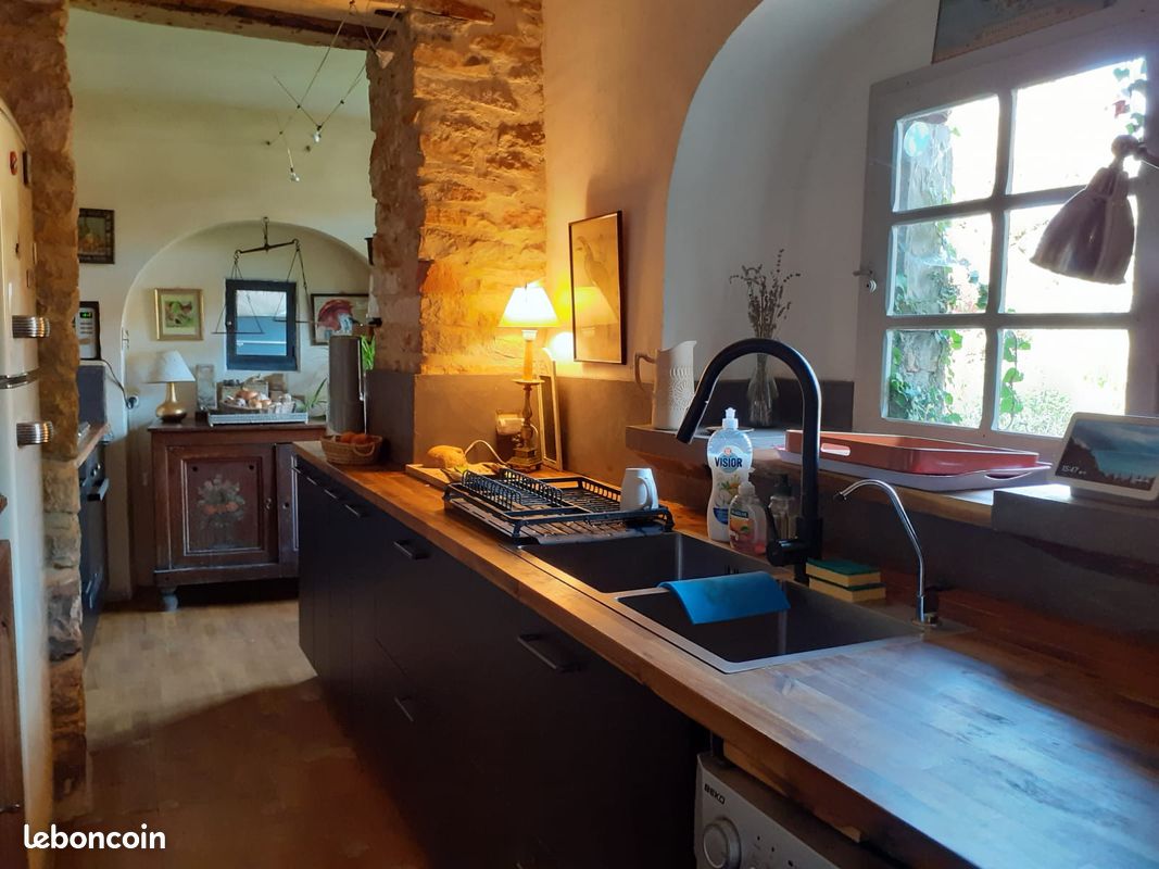 Maison quercynoise de caractère avec piscine privée (image 7)