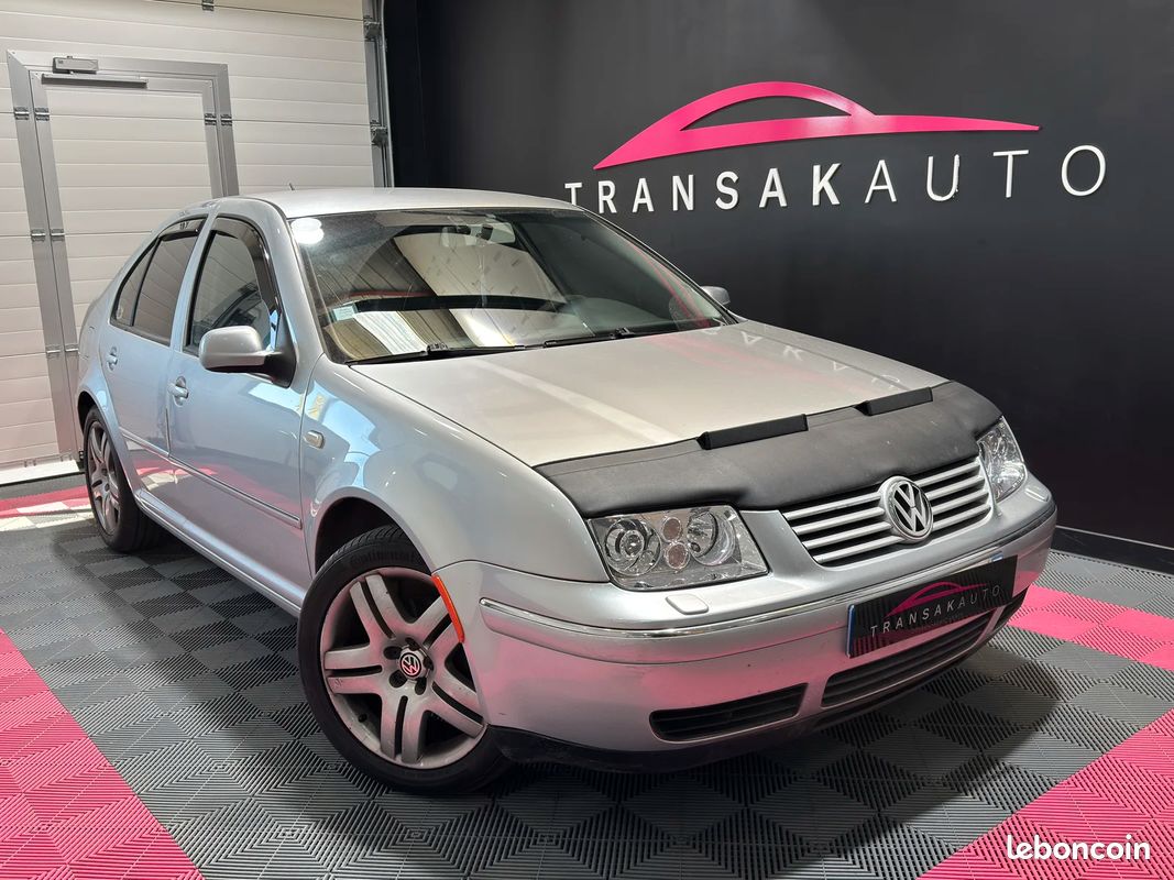 Volkswagen Bora 1.9 TDI Trendline BVM6 / Carplay / Suivi OK (image 1)