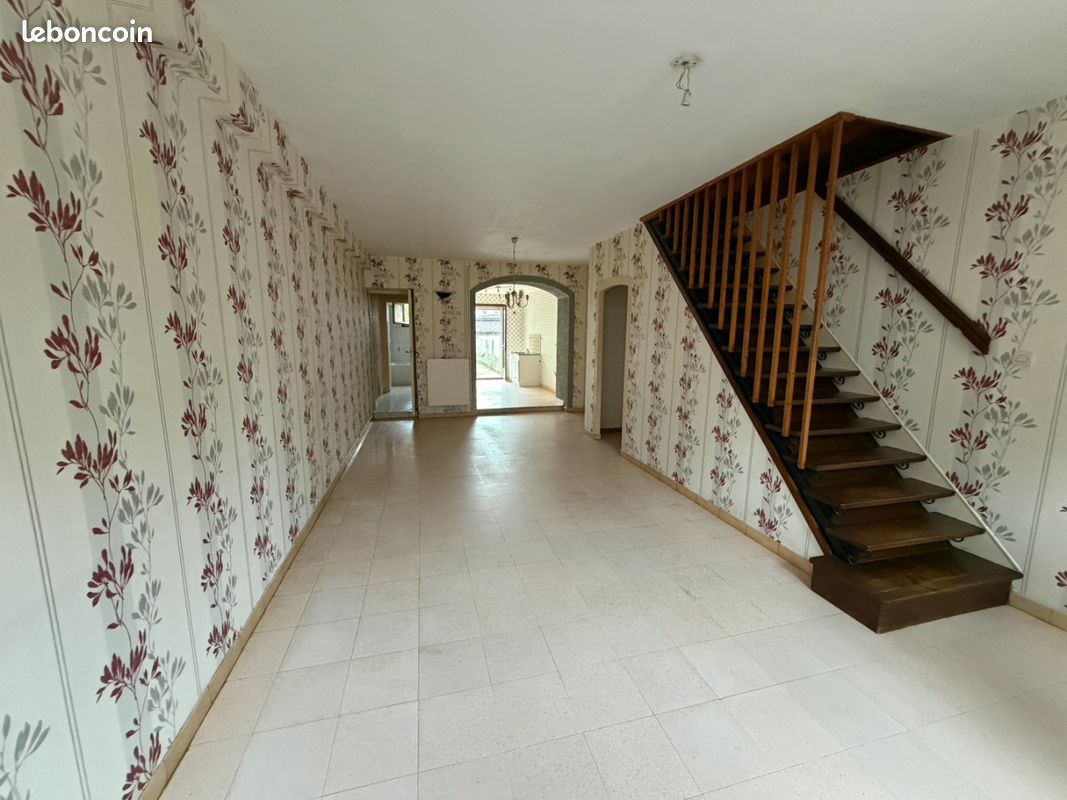 Maison 3 pièces 75 m² · à Saint-Amand-les-Eaux · 75 m² · 750 €/mois