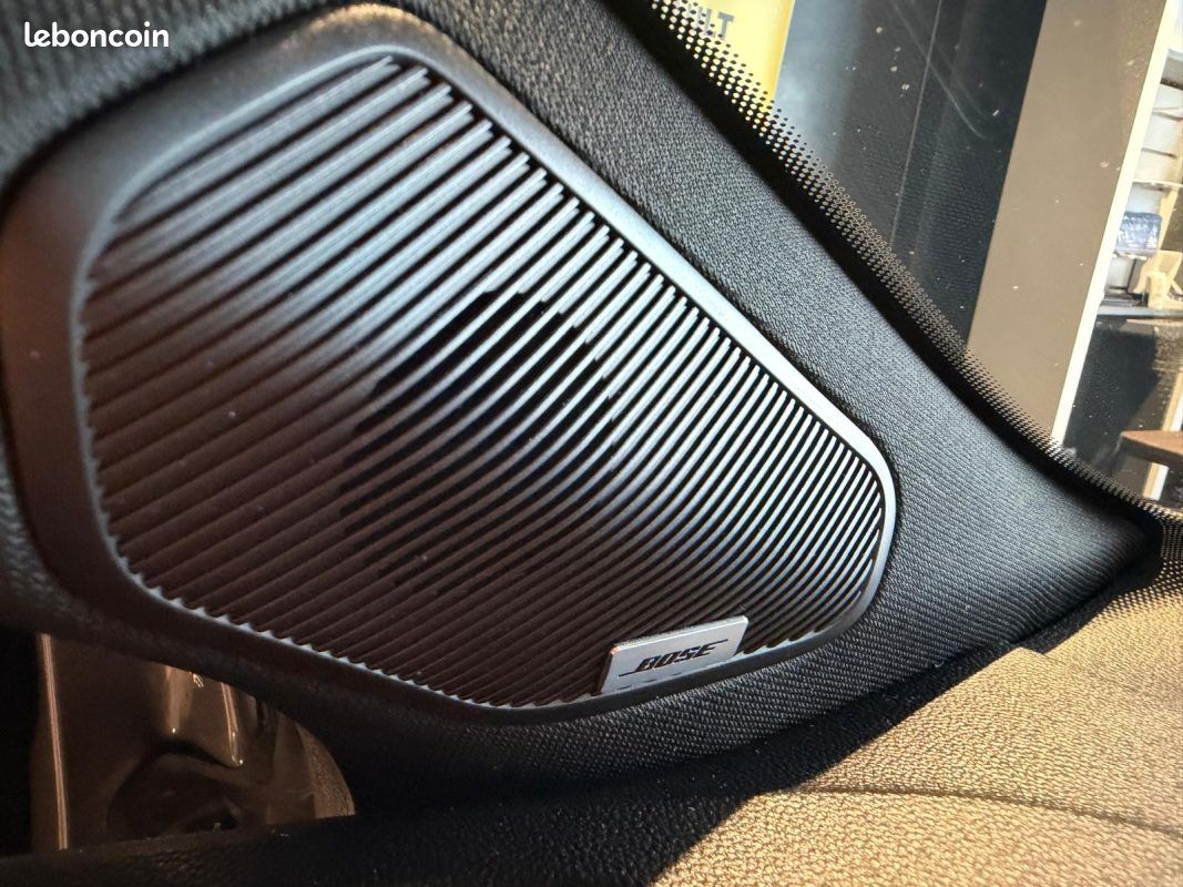 Renault captur rs line mild hybrid 160 edc / bose (image 9)