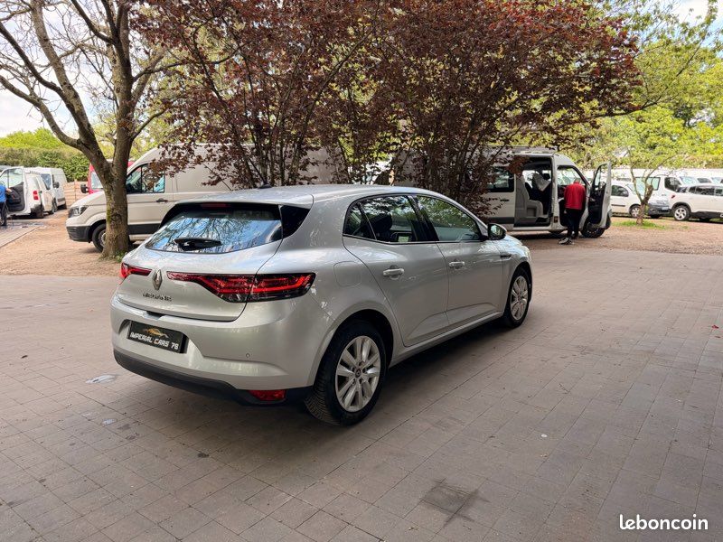 Renault Megane Société 2 places 115 ch BVA EDC 1.5 dCi Berline Business 2020 – photo 4