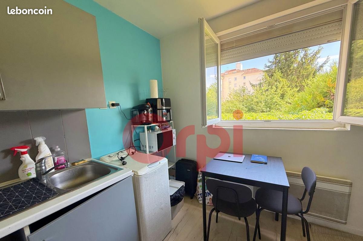 Appartement 1 pièce 16 m² · à Massy · 16 m² · 106 000 €