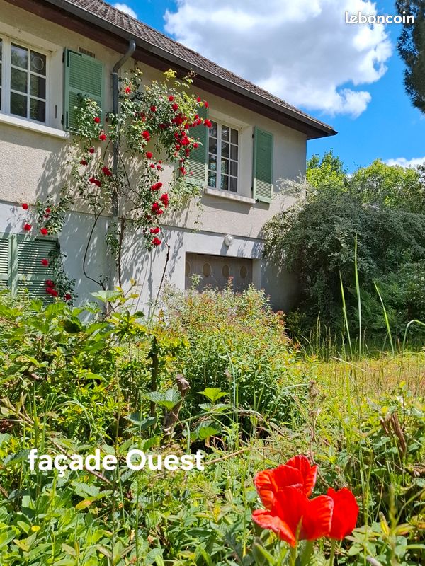 Maison 9 pièces 144 m² · à Saint-Denis-en-Val · 144 m² · 397 000 €