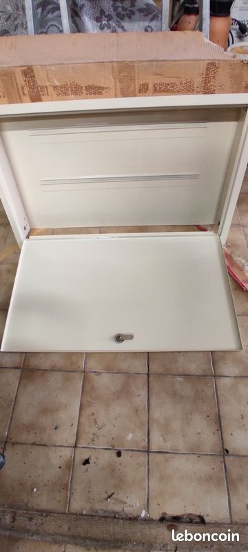 Coffret metalique à encastrer (image 3)