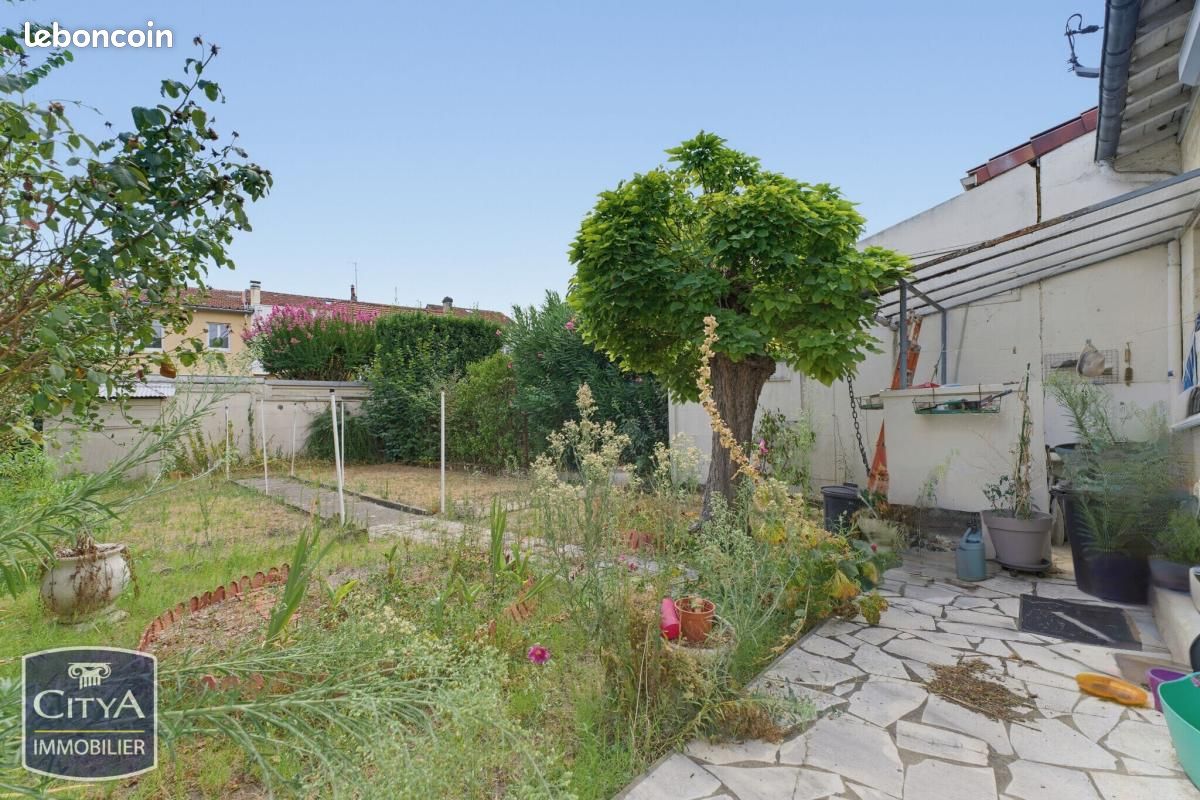 Maison 5 pièces 81 m² · à Bordeaux · 81 m² · 373 000 €
