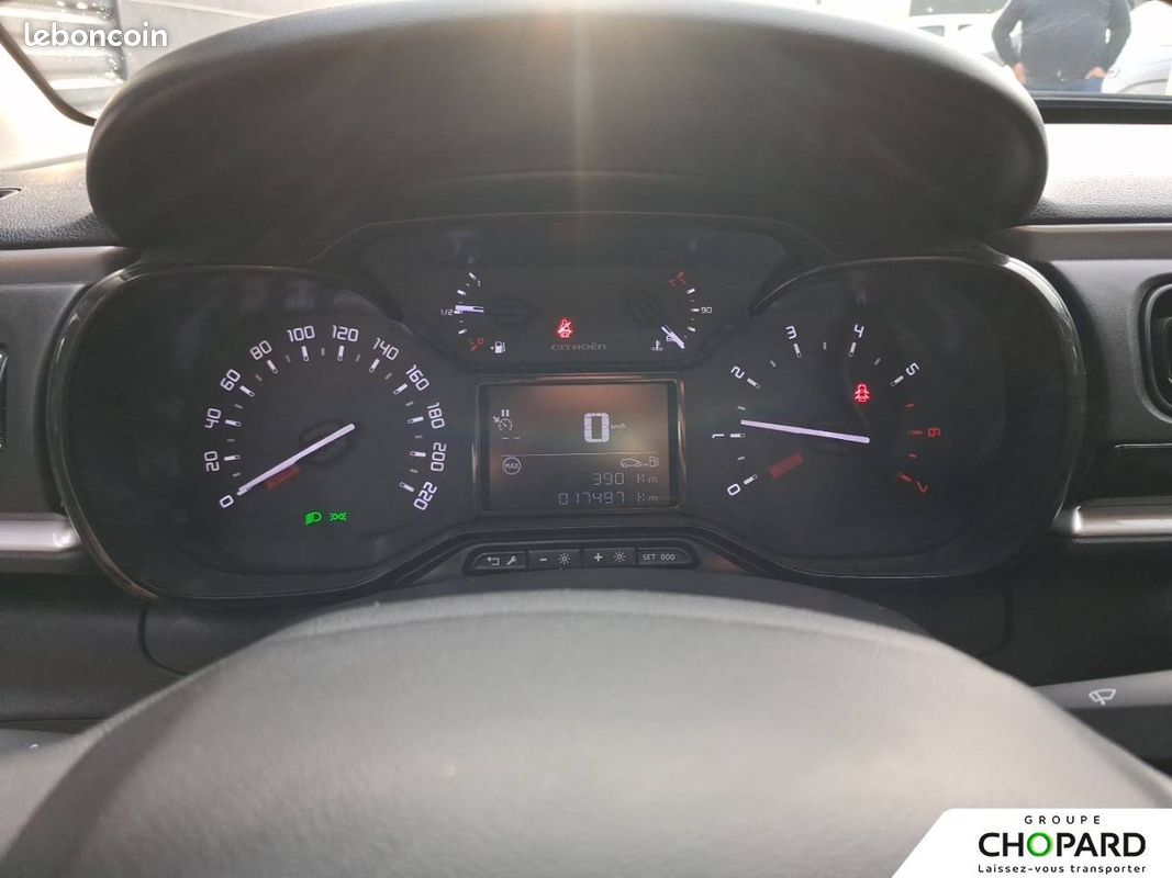 CITROEN C3 PureTech 83 ch BVM5 You (image 17)
