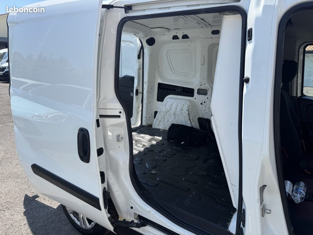 Fiat doblo ii cargo 1.3 multijet 90 pack 2015 (image 8)