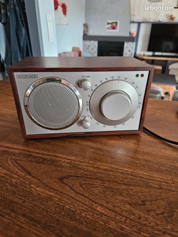 Poste radio vintage (image 1)