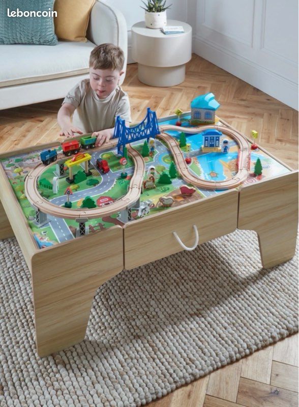 Table train en bois + circuit (image 4)